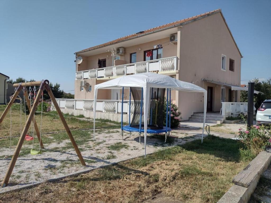 Gordana Apartmani Ljubac  Ngoại thất bức ảnh